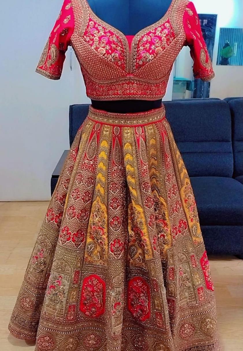 Fabric and fitting counter at Chandra Boutique Kasturi Nagar